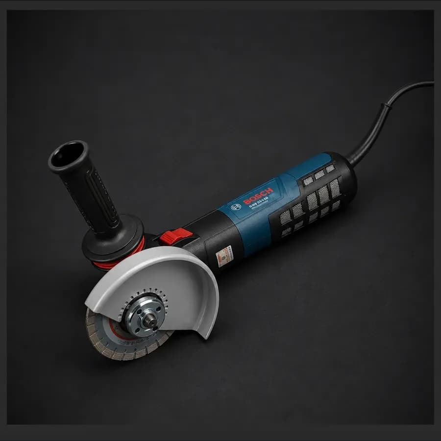 Угловая шлифмашина Bosch GWS 20-150BS